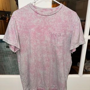 American Eagle basics t-shirt with pocket in size medium; very good condition